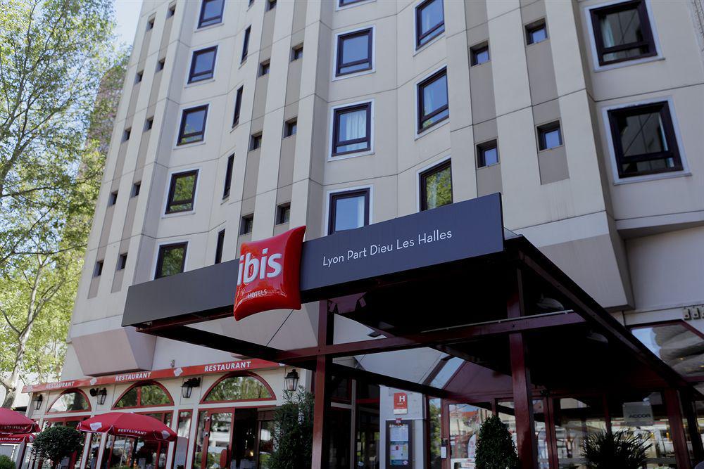 Ibis Lyon Part Dieu Les Halles Exterior photo